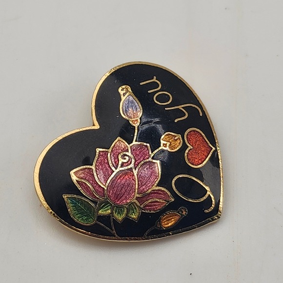 Heart Enamel Pin Brooch I Love You Rose Flower Gold Tone Valentine Gift - Picture 2 of 5
